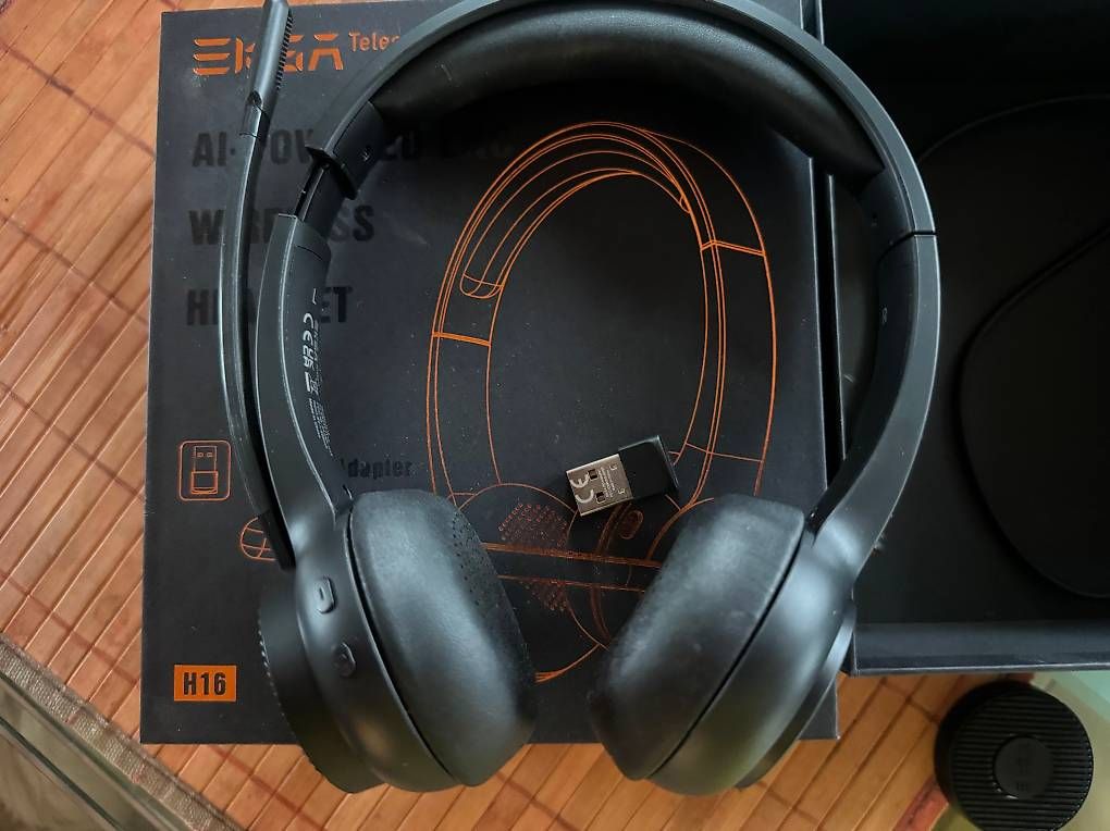 Cuffie: Eksa H16 Computer On Ear Headset Bluetooth® Schwarz – Usato da Kreuzlingen venduto da wasserprofi2009