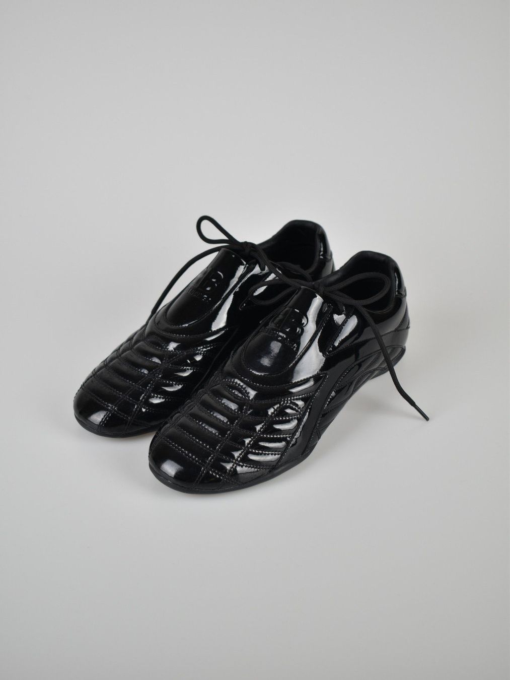 Balenciaga Scarpe da uomo: Balenciaga Sneaker, Lack, Gr.41, neuwertig – Nuovo (secondo la descrizione) da Nürensdorf venduto da 2ND_STORY