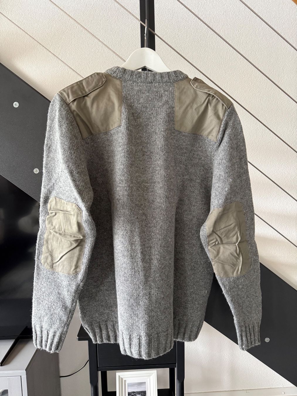 Carhartt Maglioni & Felpe: Carhartt WIP Commando Sweater x A.P.C. – Usato da Worb venduto da le_castor 1