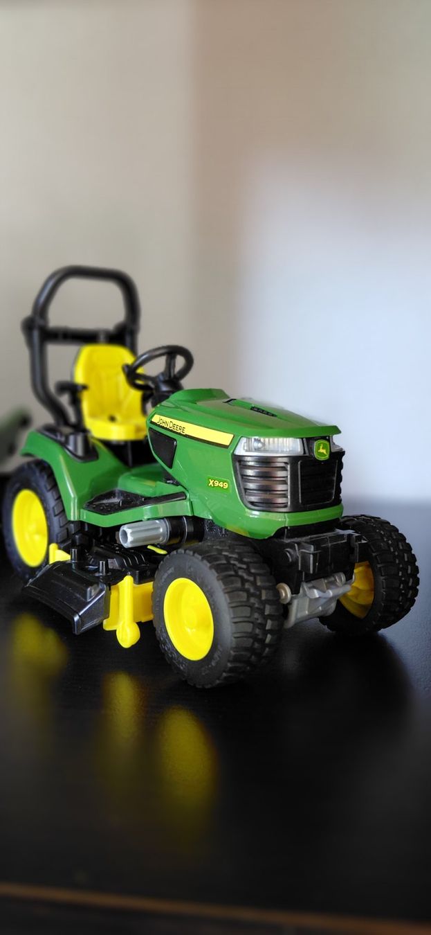 Bruder Giocattoli: Bruder John Deere Rasentraktor – Usato da Linthal venduto da Suzan9 5