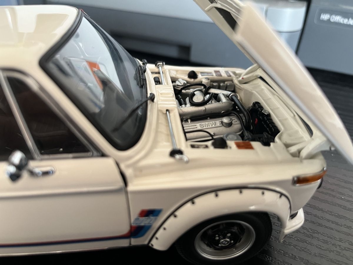 BMW Modellini d'auto: BMW 2002 Turbo. 1:18 Kyosho – Usato da Rümlang venduto da Papamoll4 5