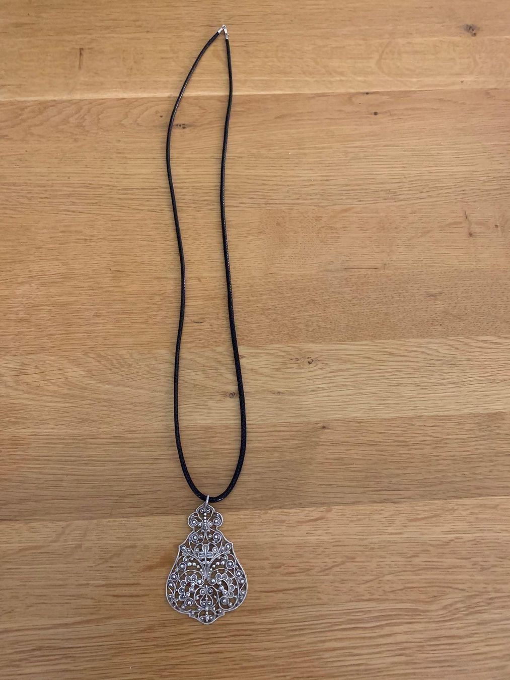 Ketten: Filigraner Silber Anhänger inkl Kette – Neu (gemäss Beschreibung) aus Hindelbank von Surlie 2