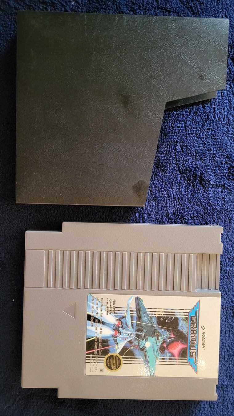 Nintendo Giochi: Gradius / Nintendo NES Spiel. inkl.Schuber – Nuovo (secondo la descrizione) da Biel/Bienne venduto da Retrohr