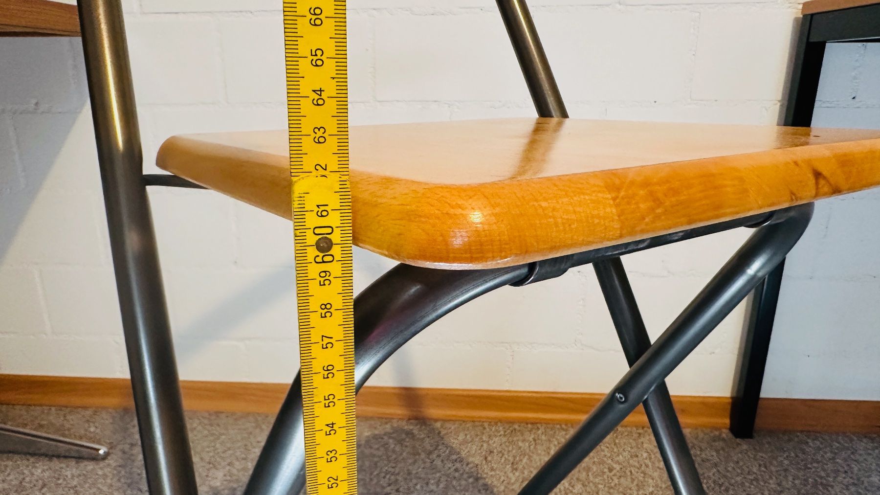 Hocker: 4 Stk. robuste und klappbare Barhocker – Gebraucht aus Rheinsulz von chicokapi 2