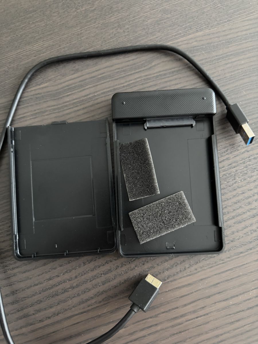 Dischi rigidi: HARD DRIVE CASE🖤 – Nuovo (secondo la descrizione) da Dietikon venduto da athiinax 2