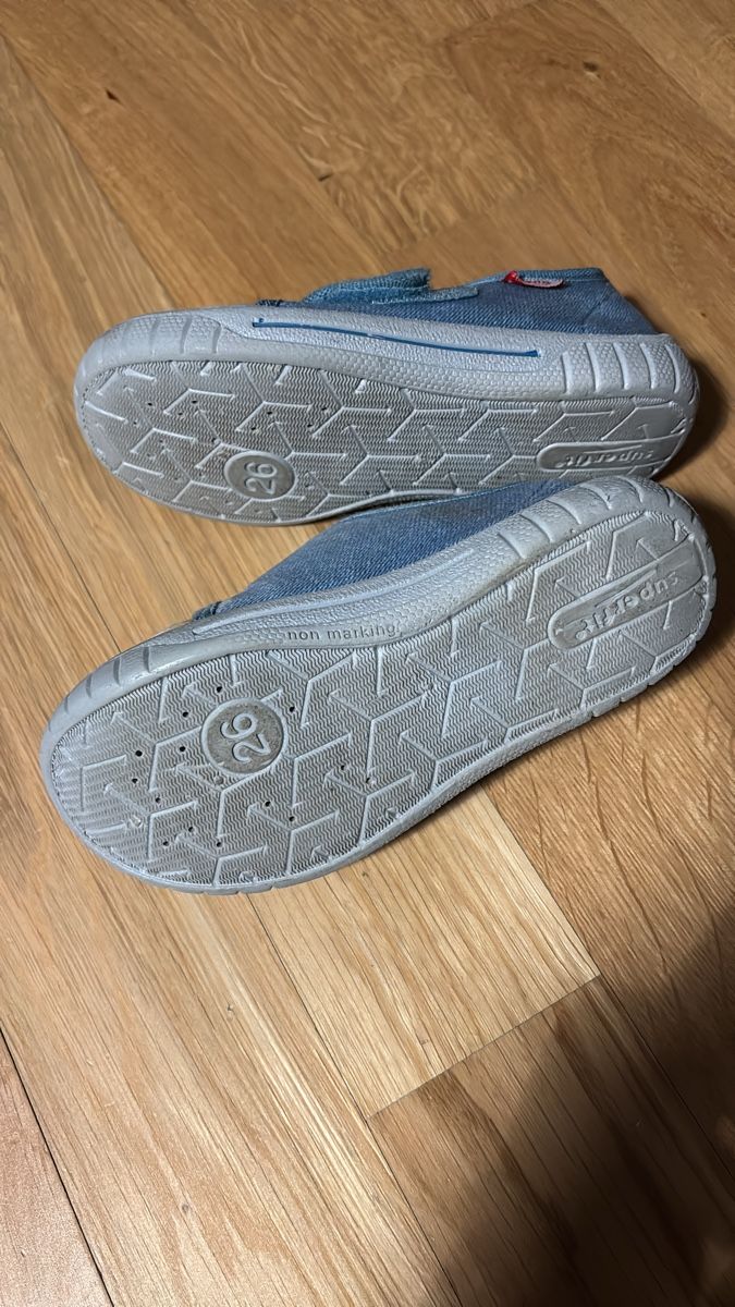 Superfit Scarpe per ragazzi: Finken / Hausschuhe grösse 26 – Usato da Niederdorf venduto da KatrinT83 1