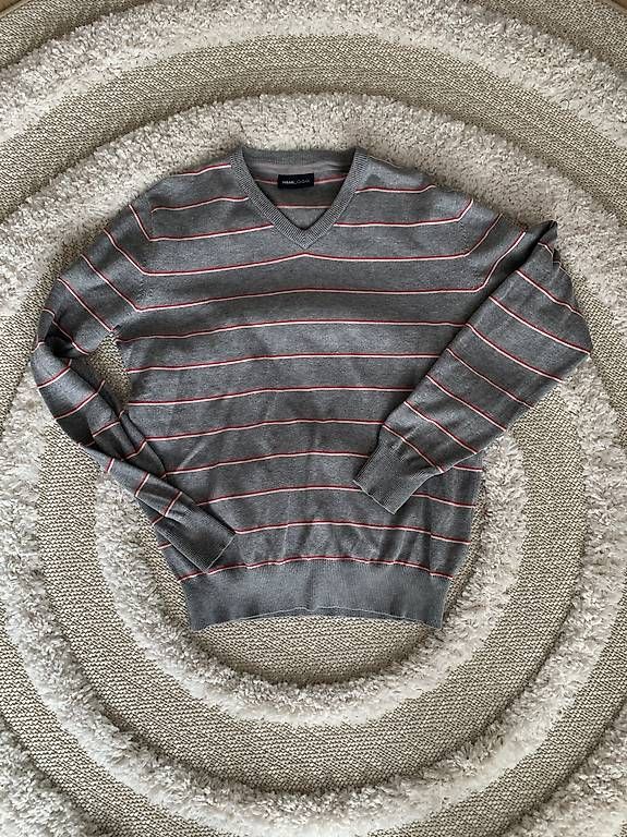 Maglioni & Felpe: Pulli Baumwolle Gr. S/M je Chf 4.- / Jacke 8.- – Usato da Einsiedeln venduto da ver_sb5p 1