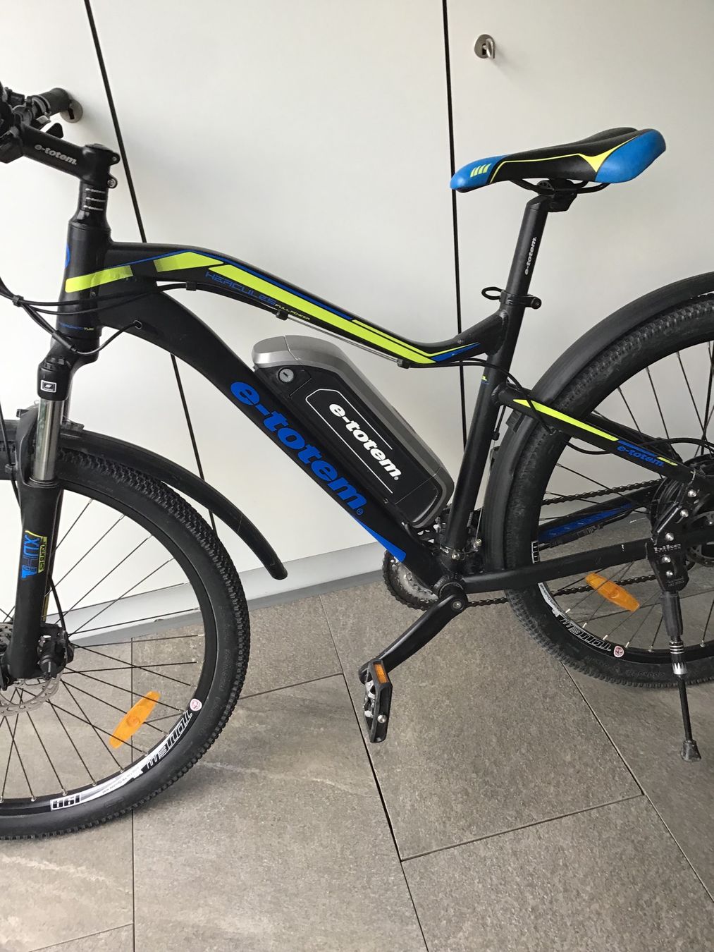 Totem Vélos: E-Totem LEAPER E-Bike top Zustand – D'occasion à Buchs SG par tin_59XL 1