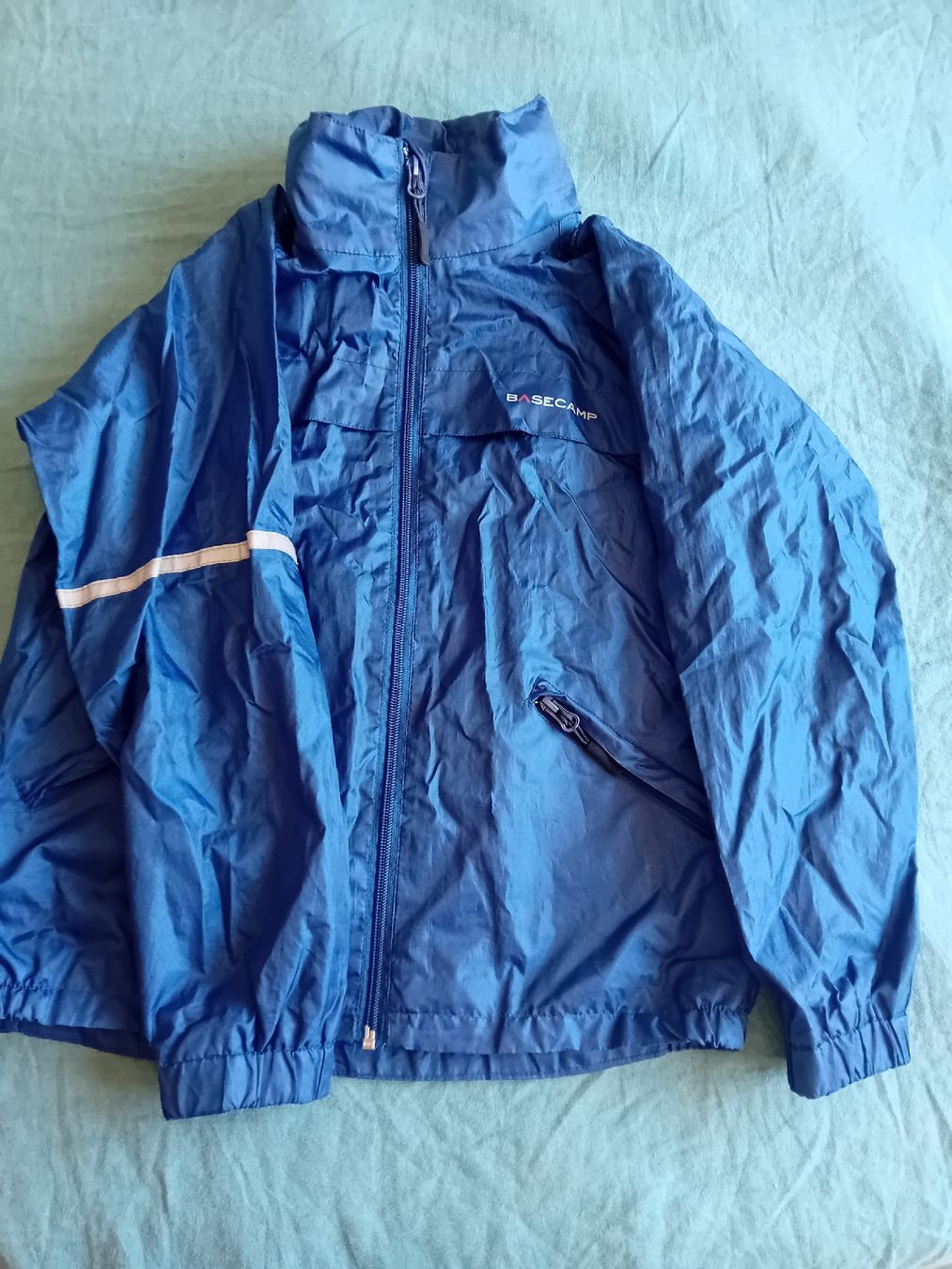 Giacche: BASECAMP Blaue Regenjacke, Grösse 140 – Usato da Romanshorn venduto da milenva