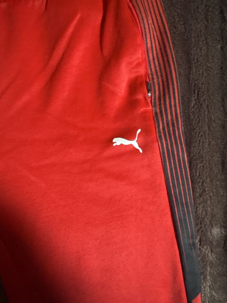 Ferrari Pantaloni: Jogging Ferrari – Usato da Cressier FR venduto da per_95ld 2
