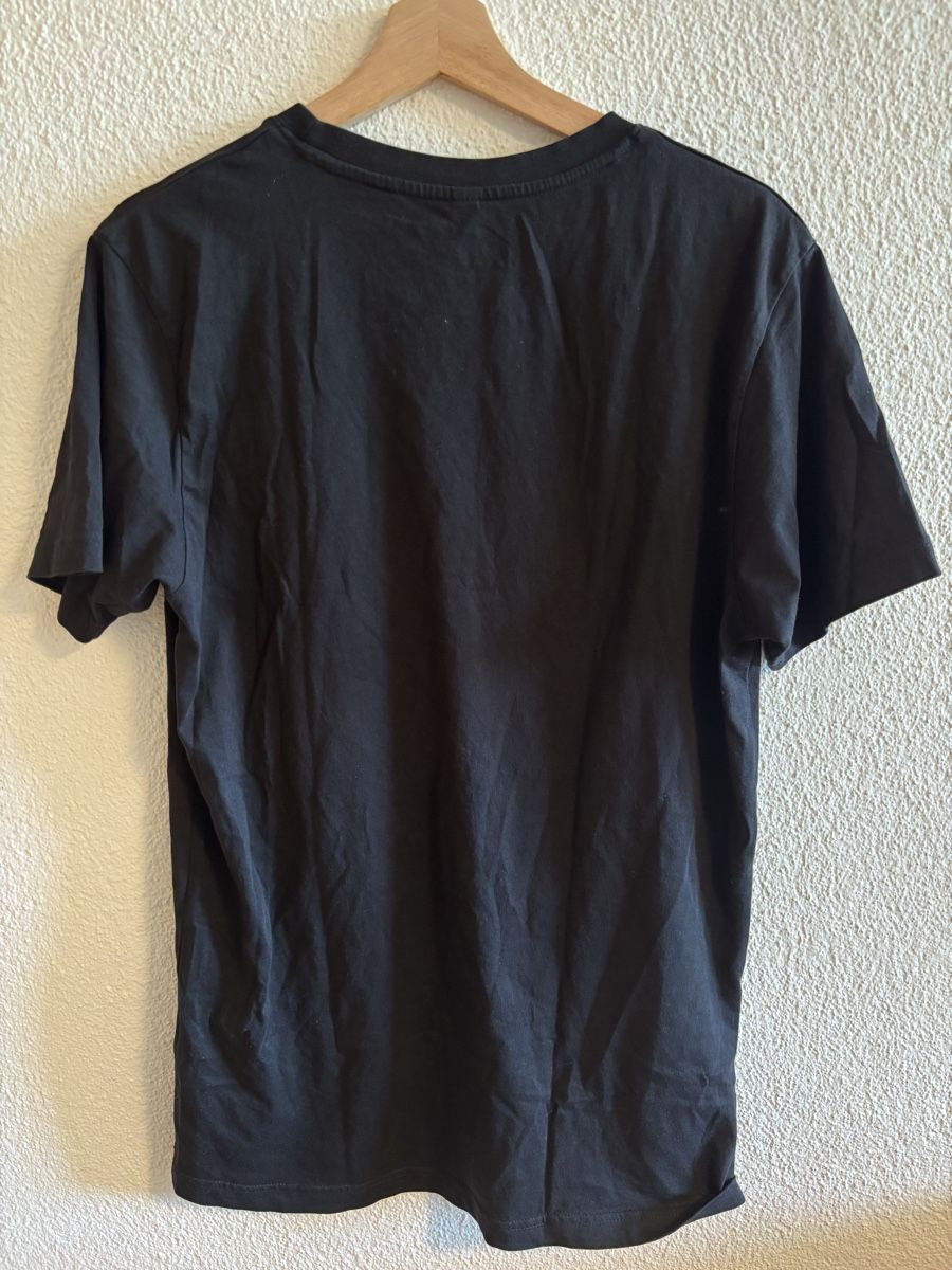 T-shirt: 2PAC GRAPHIC T-SHIRT – Usato da Küttigen venduto da noa_78fr 1
