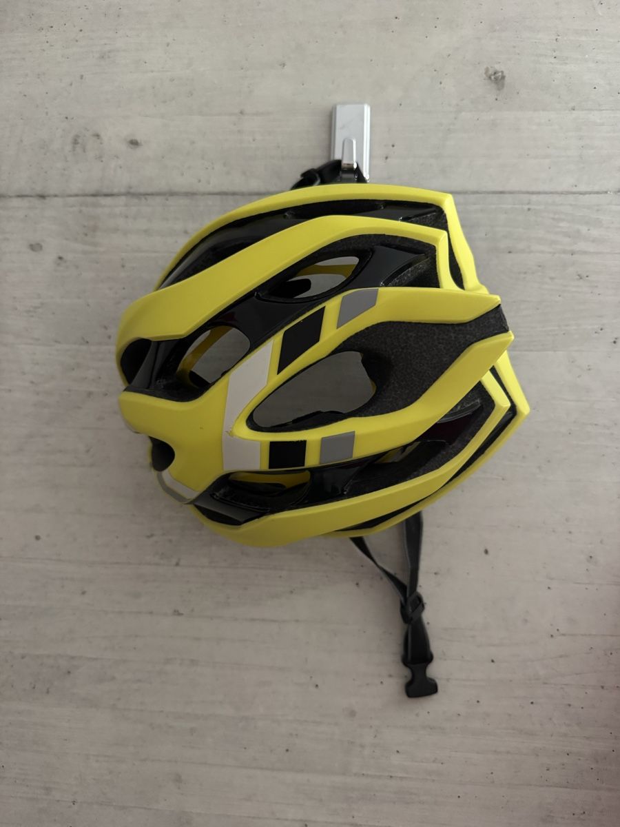 Helme: Casco bici Giant unisex  – Gebraucht aus Maggia von Violettra