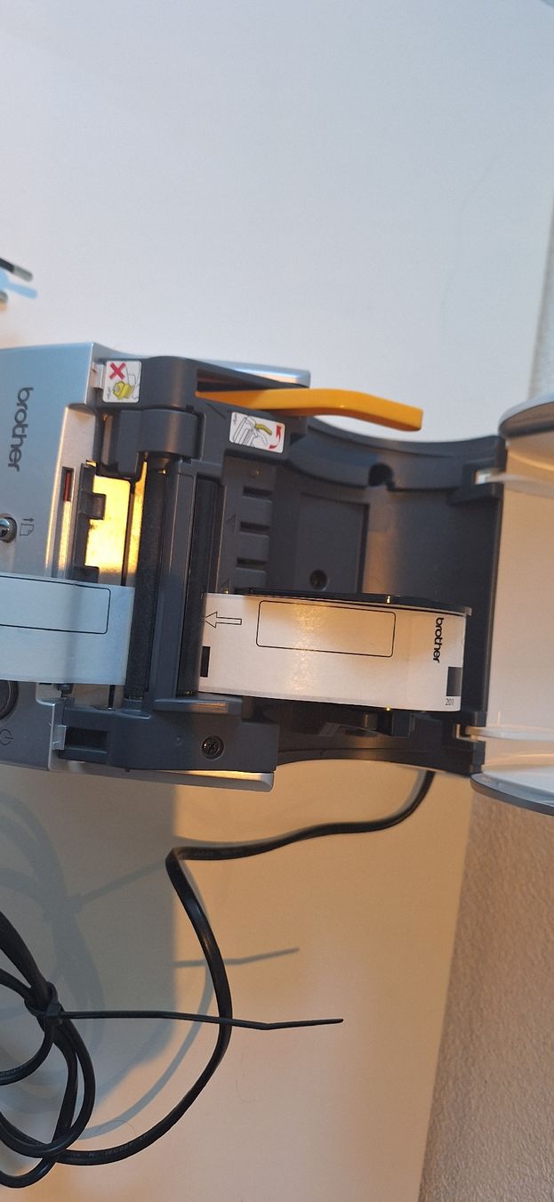 Brother Stampanti: Brother QL-500 Label Printer Used Condition – Nuovo (secondo la descrizione) da Hofstetten SO venduto da morgana71 4
