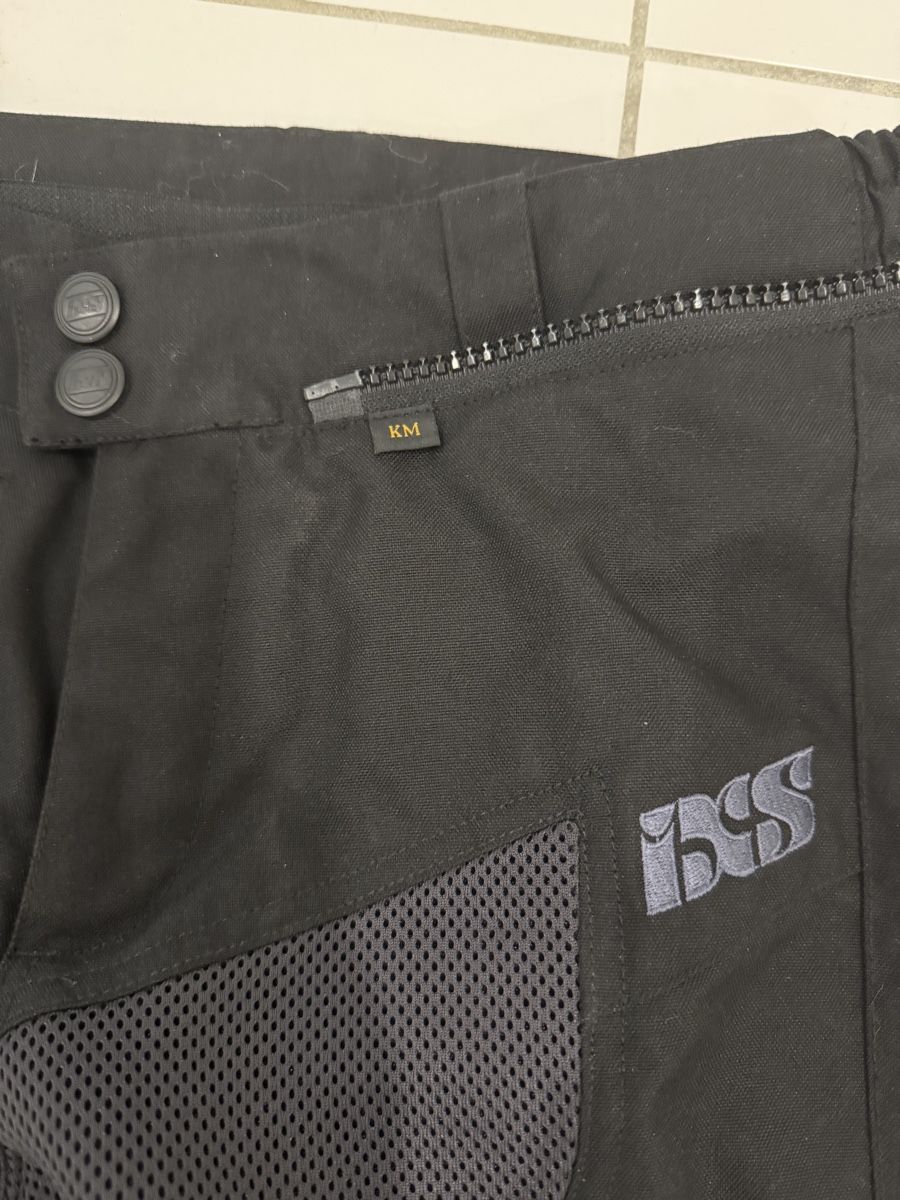 IXS Pantaloni: Motorradhosen IXS – Usato da Gunzwil venduto da Tschiggi2004 2