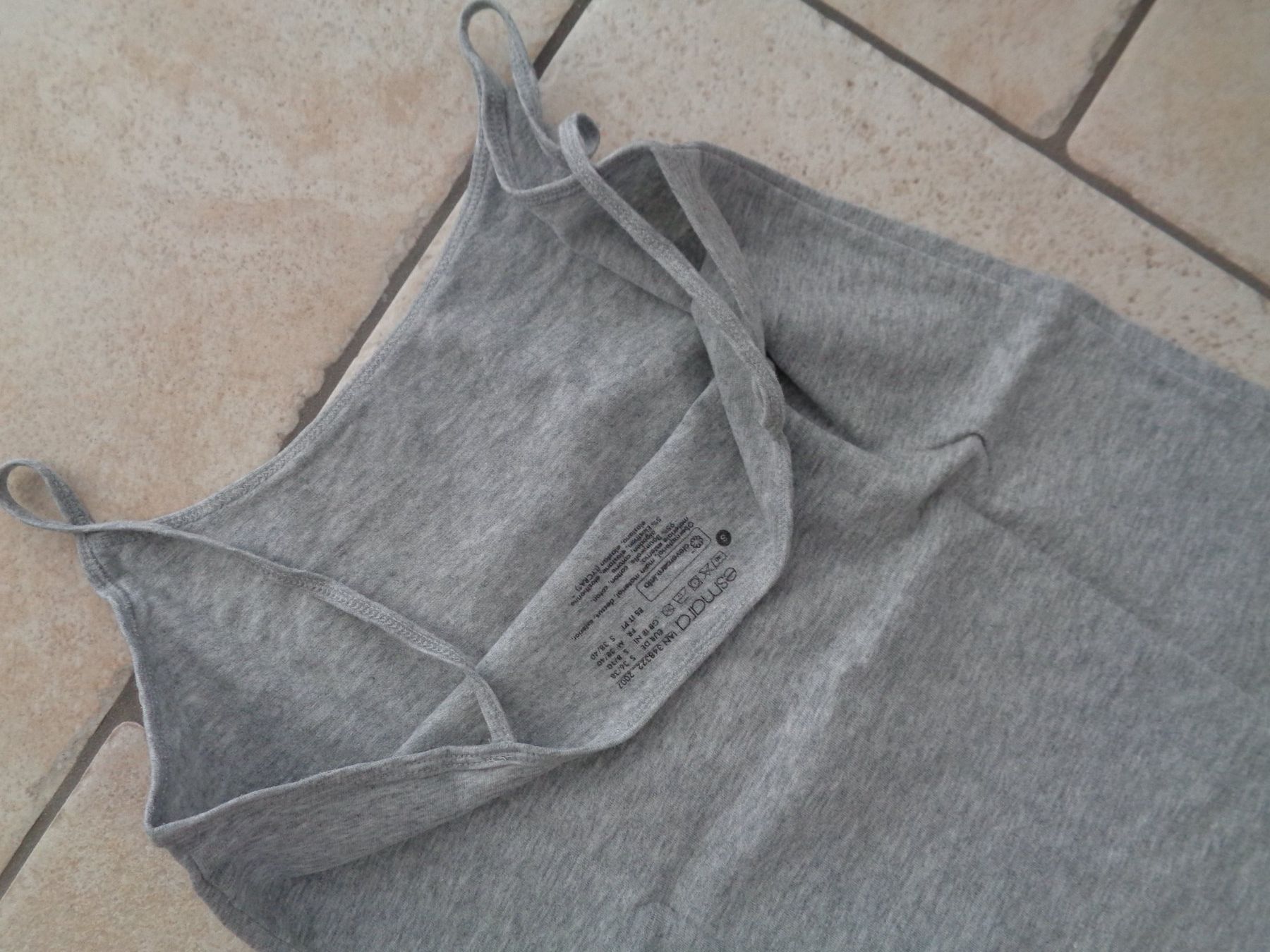 Tops: Top  Esmara  Grösse S – Gebraucht aus Kreuzlingen von Robi-2003 2