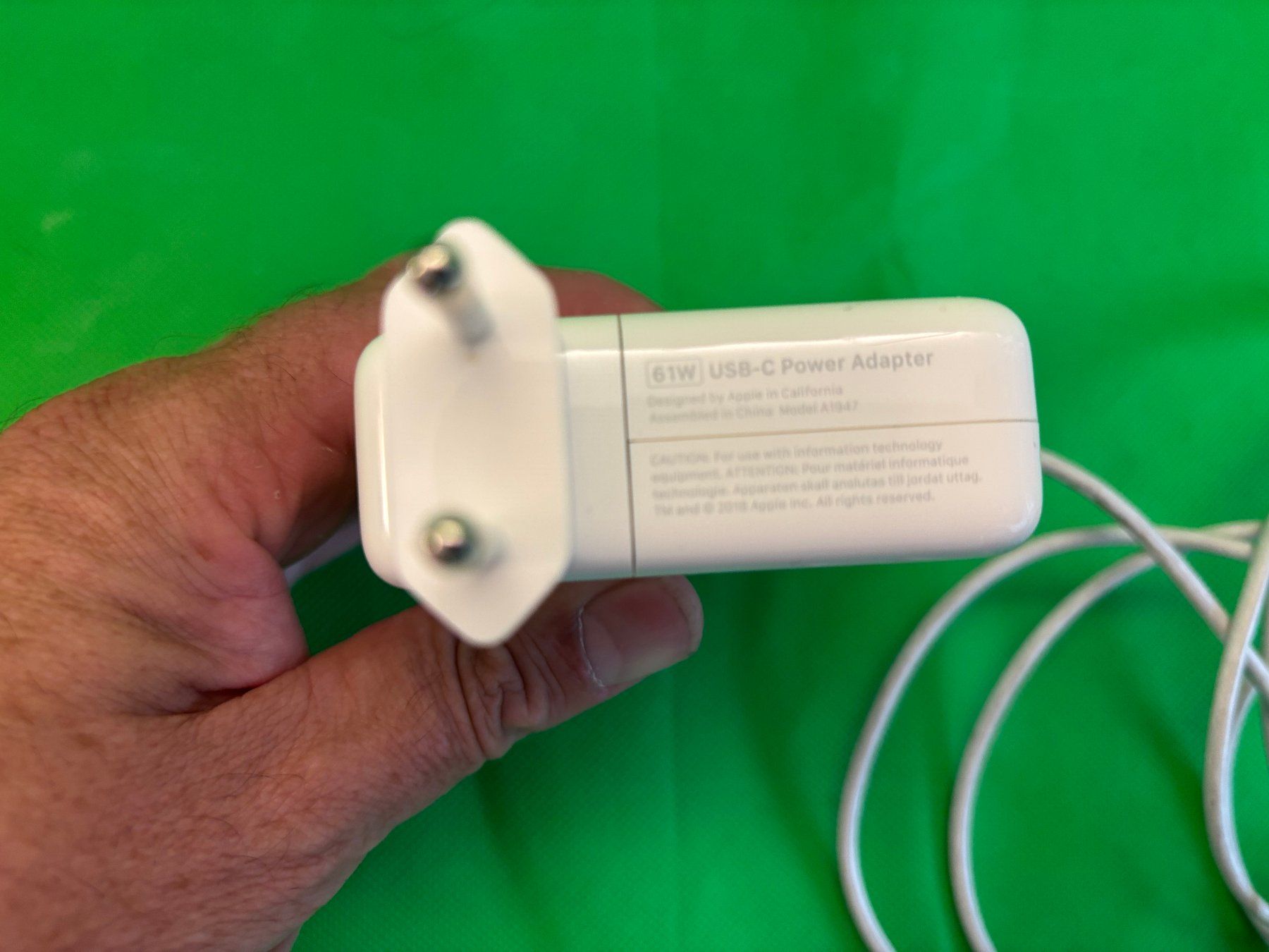 Apple Caricabatterie: Original Apple USB-C Ladegerät 61W – Usato da Kilchberg ZH venduto da bionicdog 1