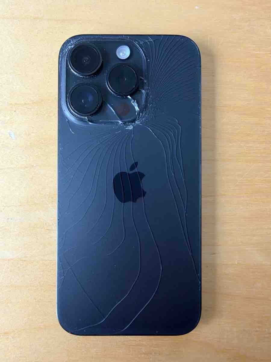 Apple Handys / Smartphones: Apple iPhone 15 Pro 128GB – Gebraucht aus Zürich von involatus 5