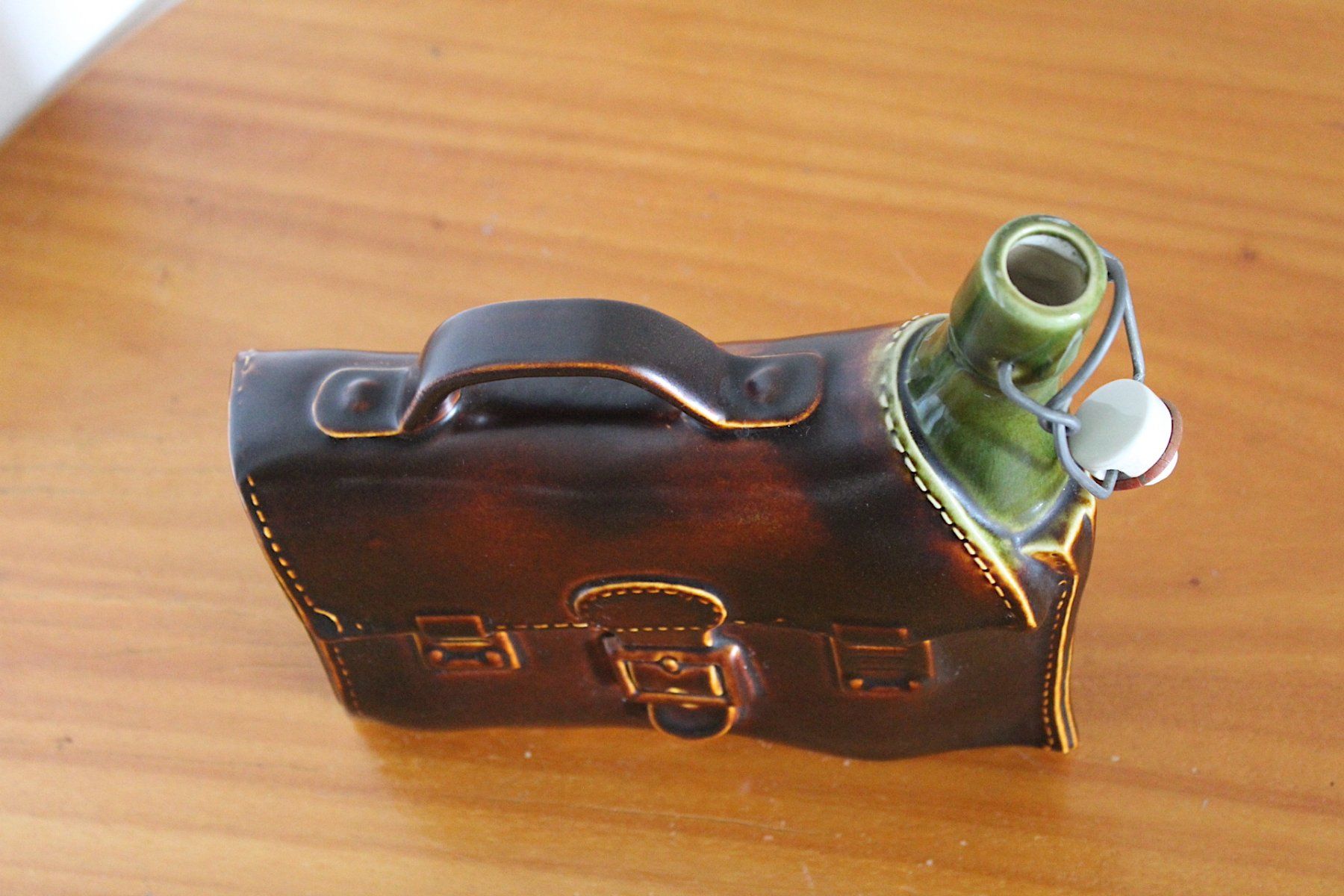 Altro: Vintage , Keramik-Schnapsflasche - Aktentasche – Usato da Locarno venduto da fripui 5