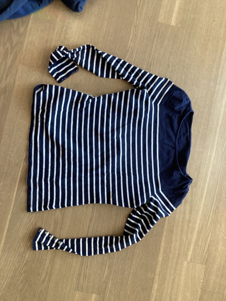 Pulls & Sweat-shirts: 2 Pullover M – D'occasion à Gutenswil par Miania04 4