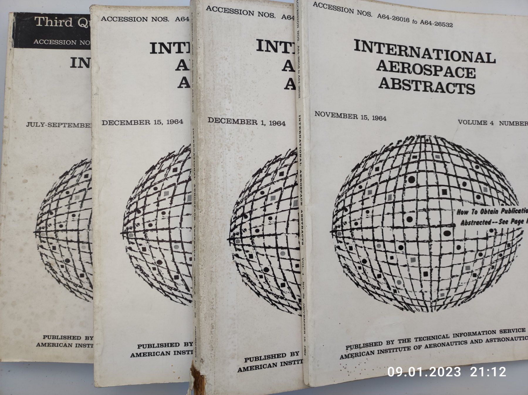 Libri: ASTRONAUTIKA - – Usato da Goldach venduto da Gaip