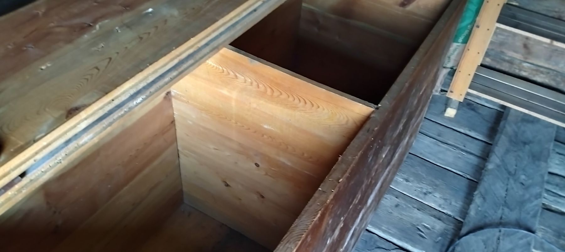 Cassapanche: Alte Getreidetruhe – Usato da Termen venduto da Zofingia01 3