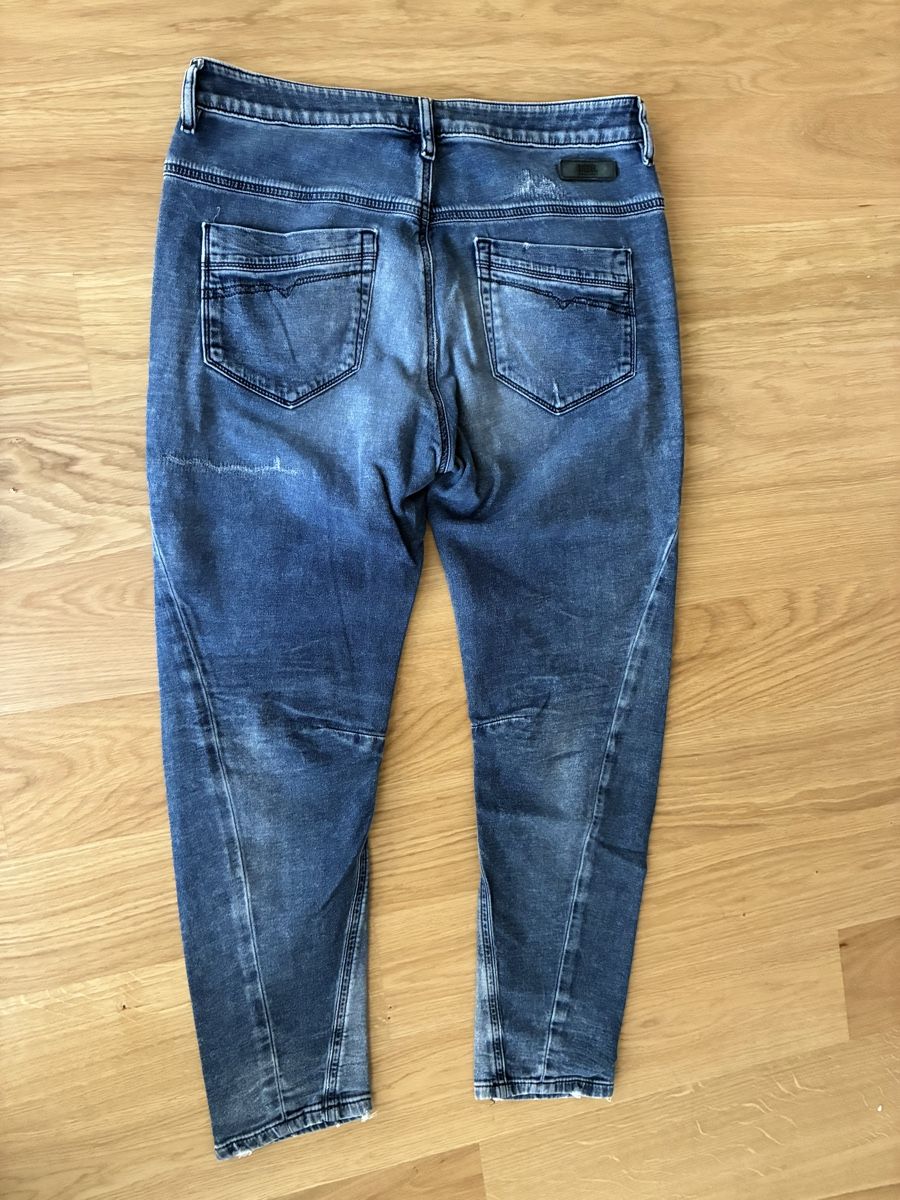 Diesel Jeans: Diesel Jeans – Gebraucht aus Kriens von Hornet12 1