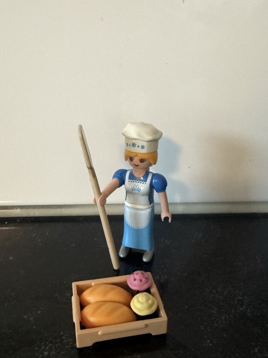 Playmobil Giocattoli: Playmobil Bäckerin Figur – Usato da Muolen venduto da Jassii97