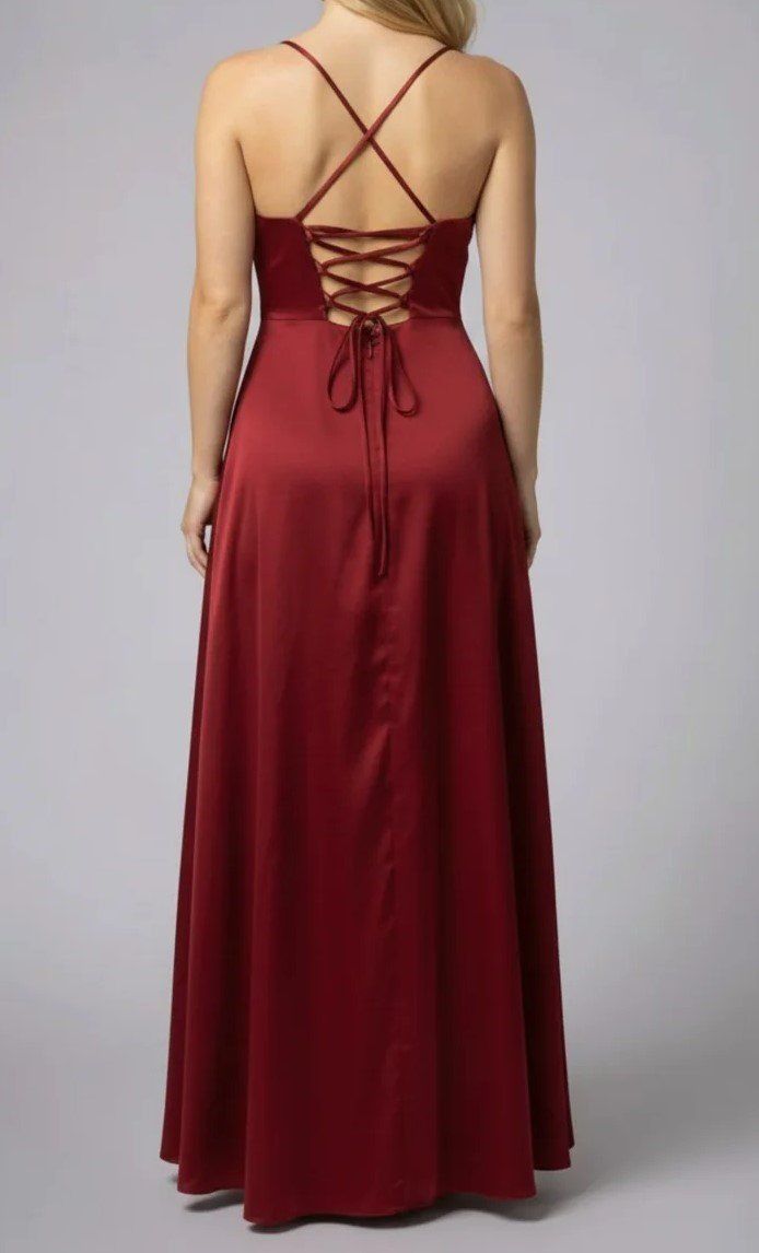 Kleider: Elegantes Abendkleid mit Beinschlitz, Grösse S – Neu (gemäss Beschreibung) aus Schleitheim von crestasee 1