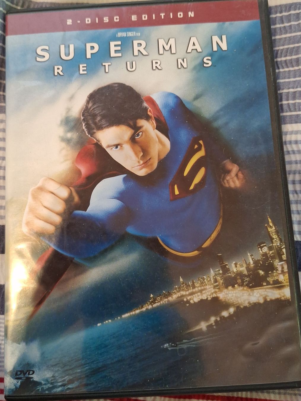 Tutti i DVDs: Superman Returns DVD - 2-Disc Edition – Usato da Volketswil venduto da sch_zly6