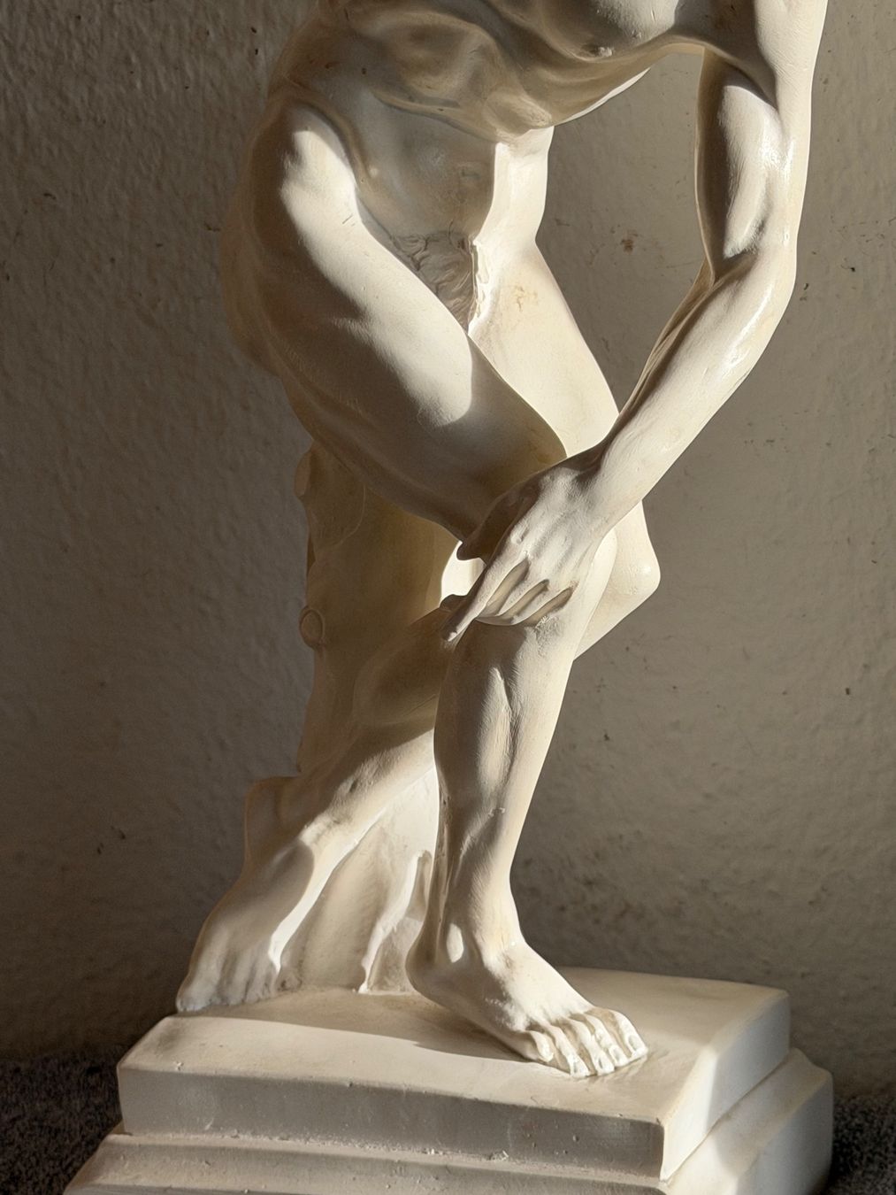Sculture & Statue: Weiße dekorative Figur des klassischen Discobolus – Usato da Basel venduto da PAUL_ART 3