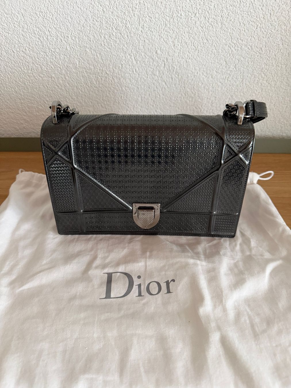 Borse da donna: DIOR Diorama – Nuovo (secondo la descrizione) da Villars-sur-Glane venduto da frapple92