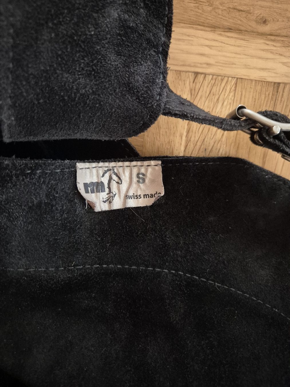 Hosen: Schwarze Leder Chaps, Grösse S – Gebraucht aus Goldach von Mona.93 3