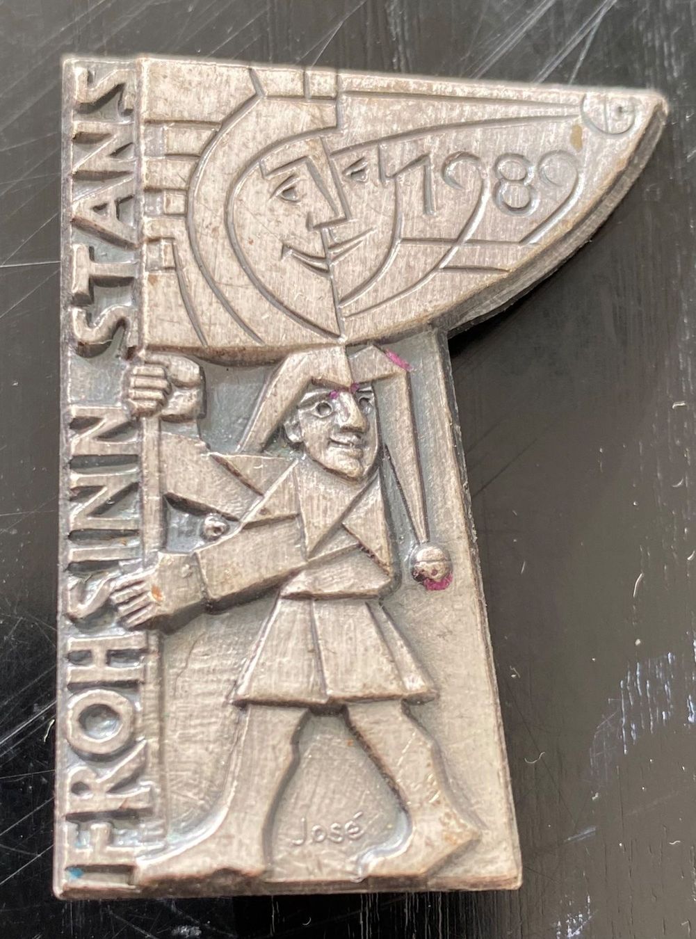 Placchette & Badge: Fasnacht Plakette Stans – Usato da Günsberg venduto da Peso1