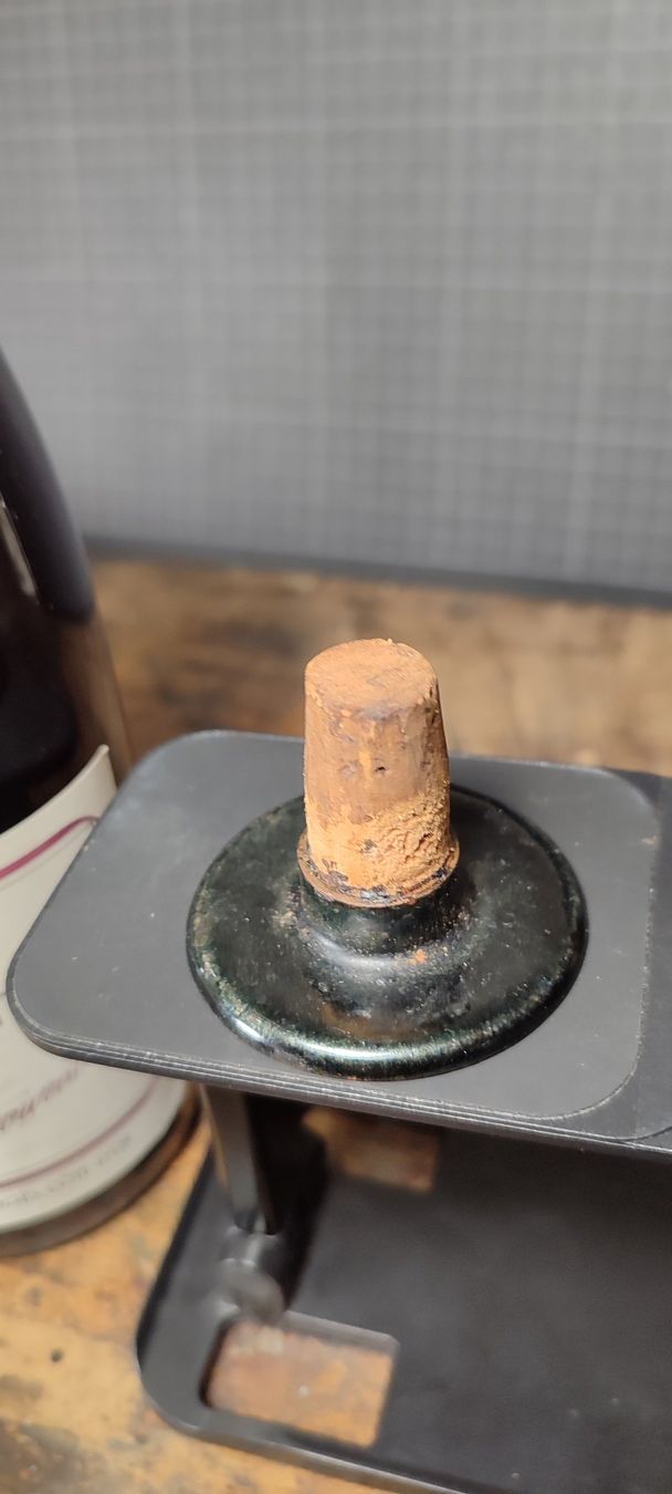 Apribottiglie & Tappi per chiusura: Wunderschöner Weinflaschen Korkzapfen  Nr.22 – Usato da Gelterkinden venduto da MYSTOREFORYOU4460 4
