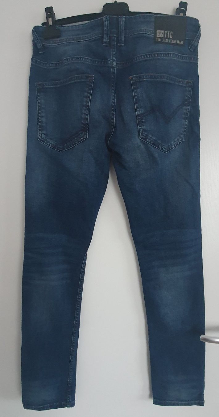 Tom Tailor Jeans: Tom Tailor straight Jeans Gr. 28/32 – Usato da Volketswil venduto da Dokinka 1