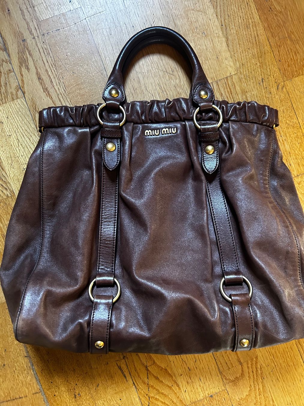 Miu Miu Taschen für Damen: MiuMiu tasche – Gebraucht aus Zürich von Ita19 3