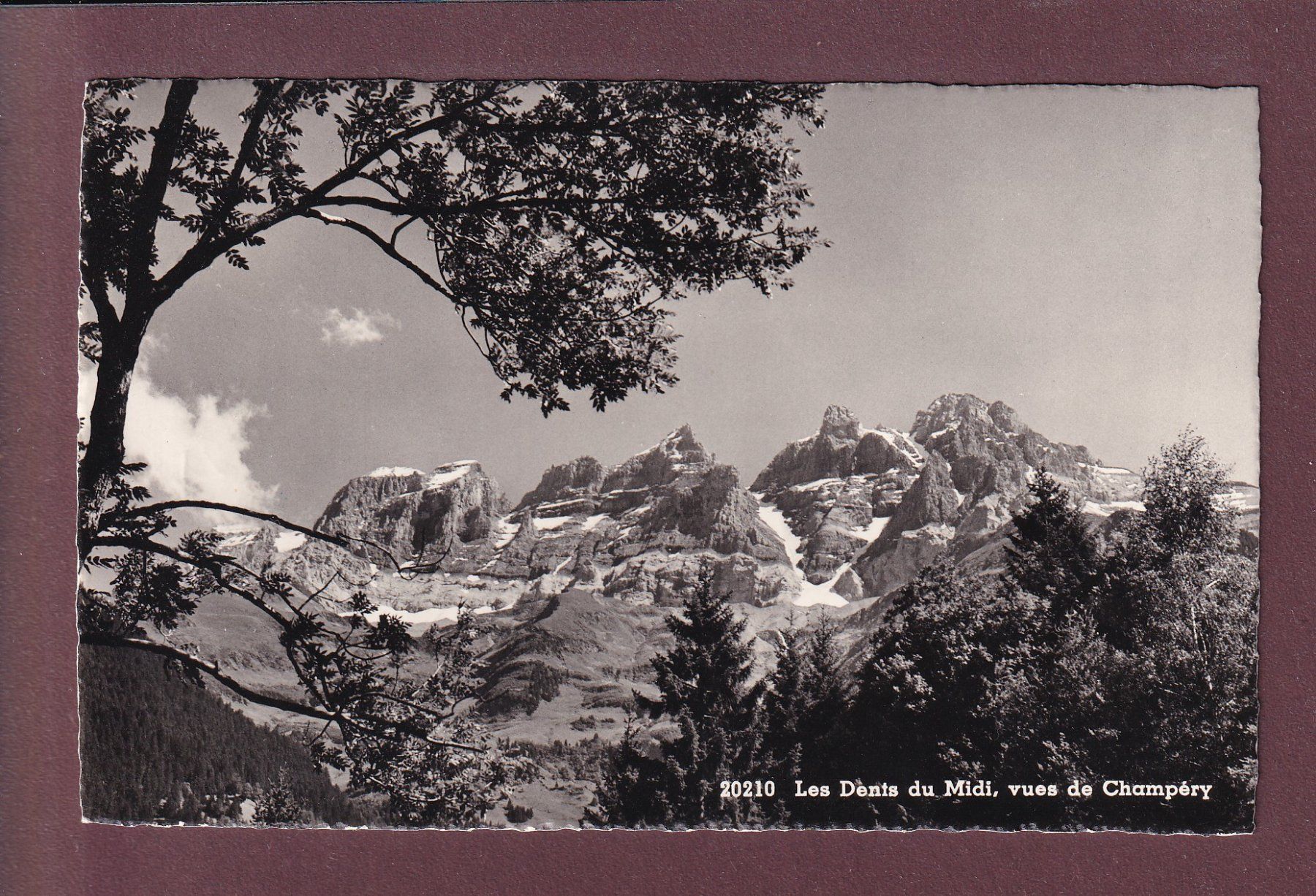 Cartoline postali: Les DENTS DU MIDI vues de Champéry - 1958 – Usato da Pully venduto da nicecards