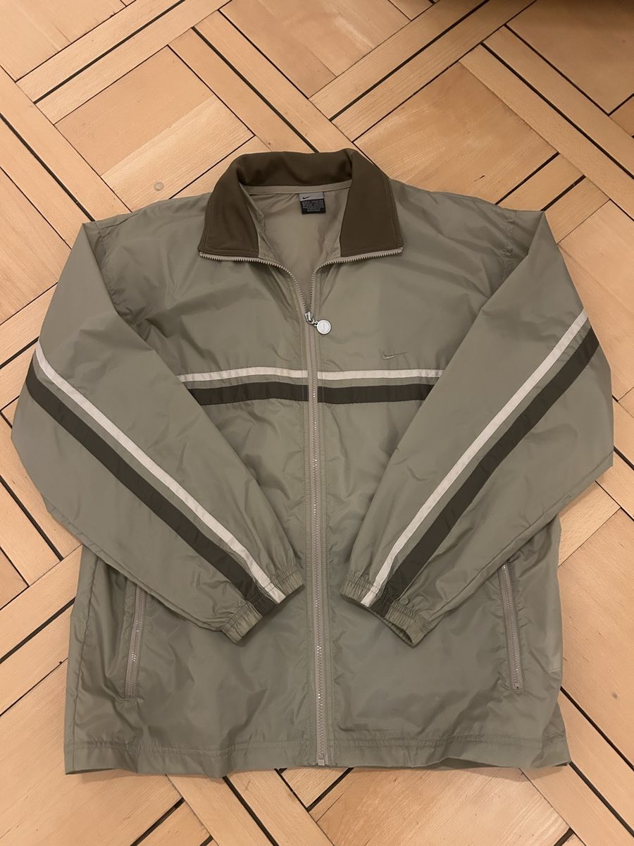 Nike Jacken: Vintage Nike Trackjacket – Gebraucht aus Langendorf von xfh