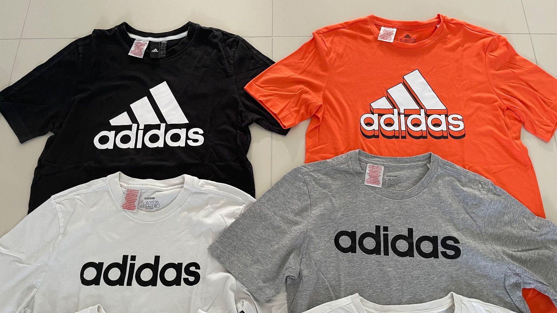 Adidas Hemden, T-Shirts & Polos: Adidas 6 Knaben T Shirt – Gebraucht aus Rheineck von pssesolnet 1