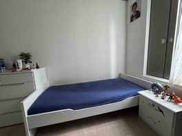 Einzelbett mit Lattenrost in Weiss gebraucht guter Zustand