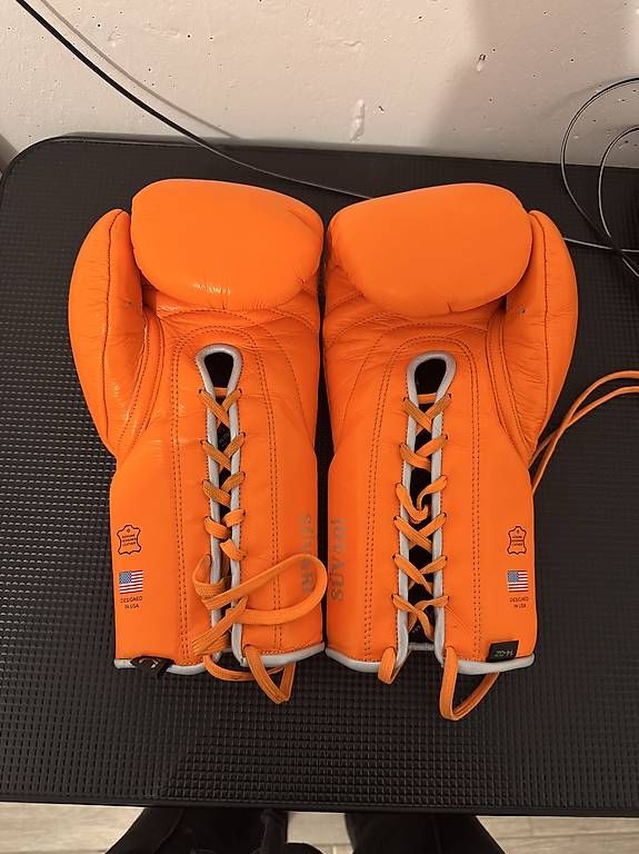 Guanti & manicotti: Hit N Move Sparring Gloves – Usato da Villmergen venduto da noa_22ty 2