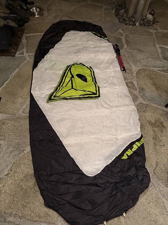 Kite: Trainer-Kite Airush supra 3qm – Gebraucht aus Hergiswil NW von feecaesar01