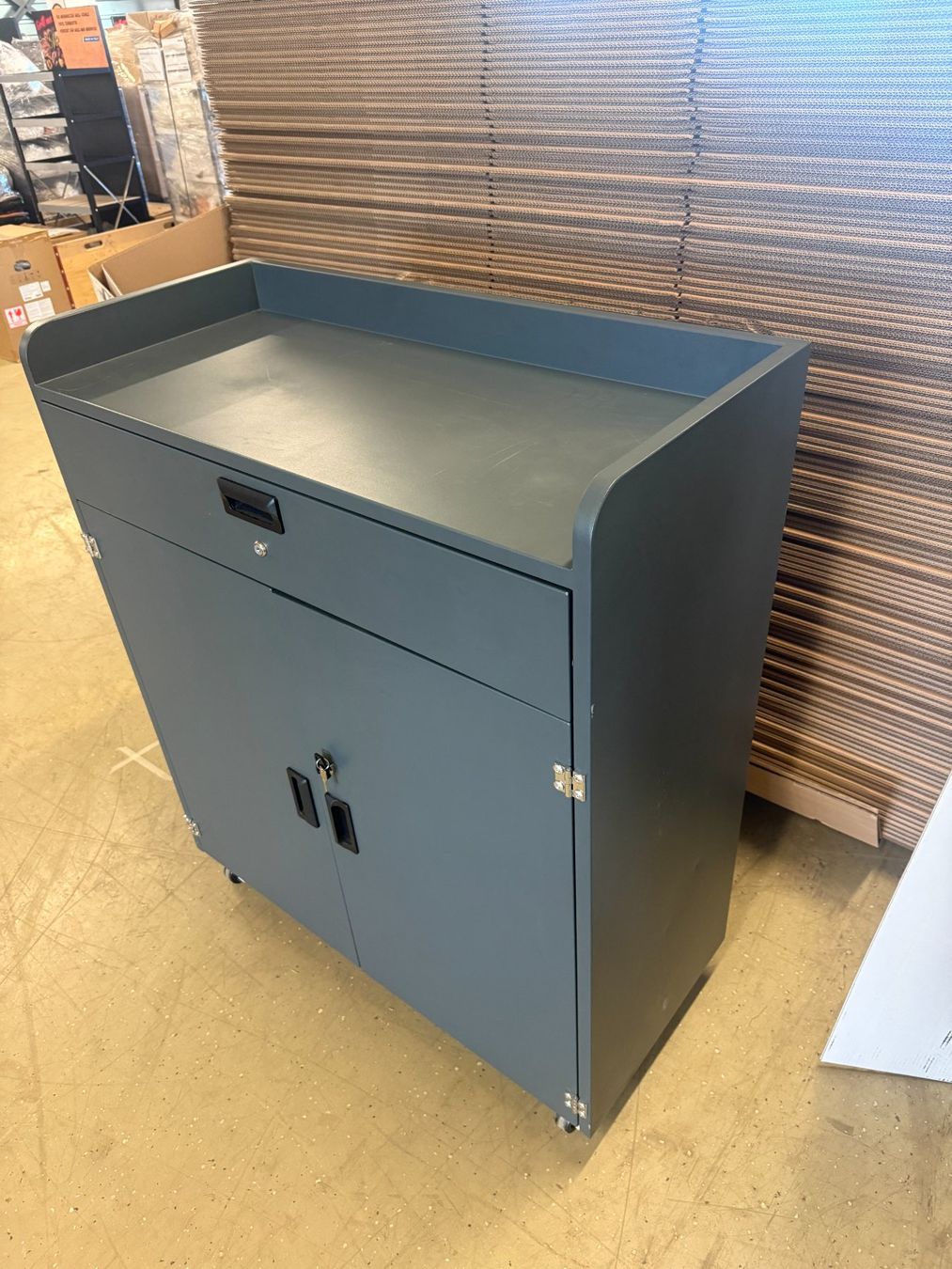 Cassettiere: Servicestation "Gastro Pro", anthrazit, 100x45x120cm – Usato da Triengen venduto da Michele-G 2