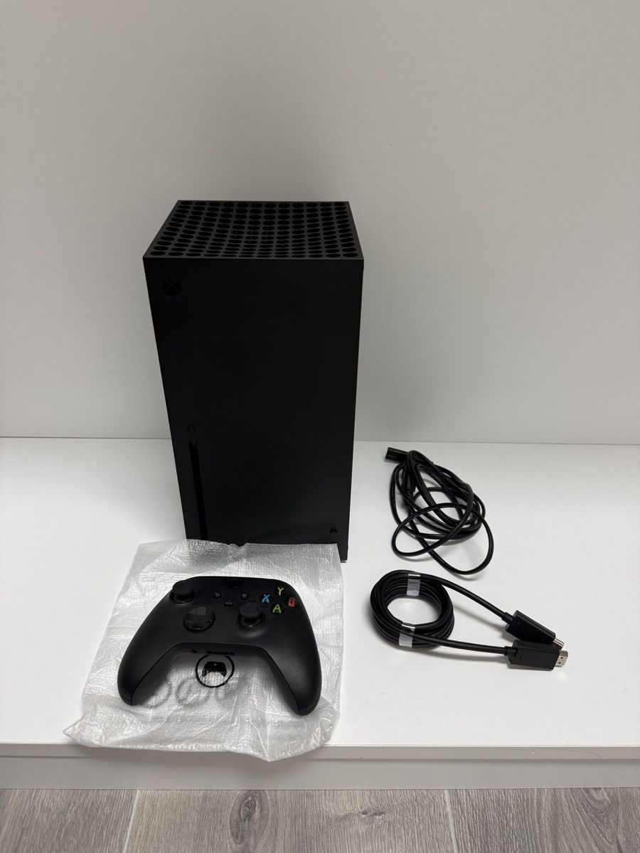 Microsoft Konsolen: Xbox serie X – Gebraucht aus Genève von MG7004 2