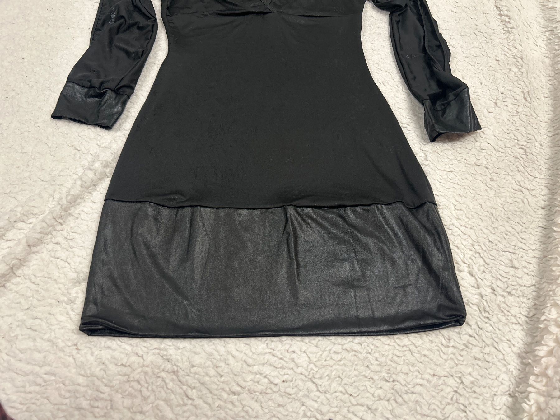 Kleider: Second Skin Cocktailkleid Ausschnitt Gr M NEU Gratis Versand – Neu und originalverpackt aus Regensdorf von Spyke55 2