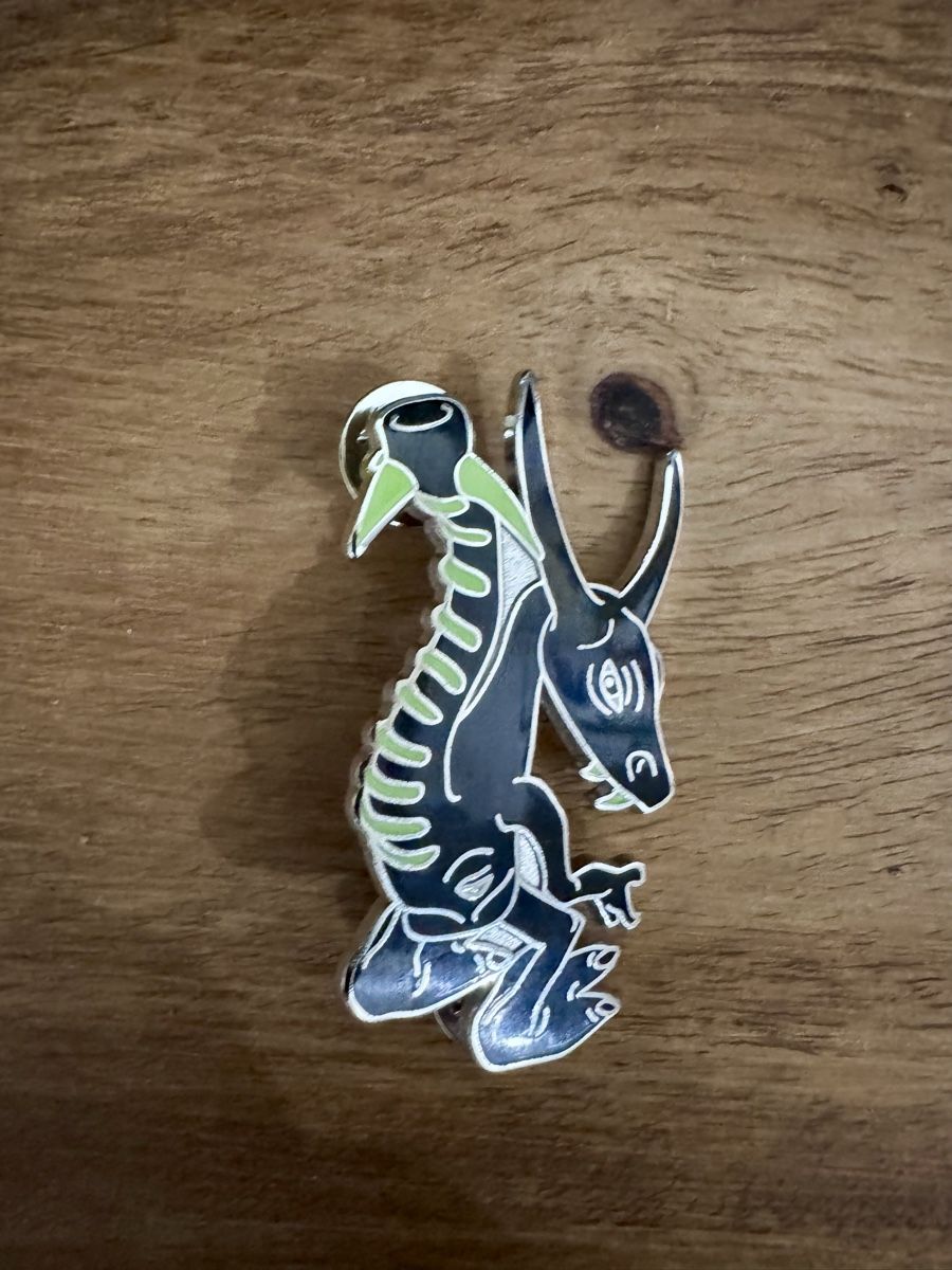 Broches & Aiguilles: Drachen Pin / PIN – Neuf (Voir description) à Bäretswil par clothes-freak