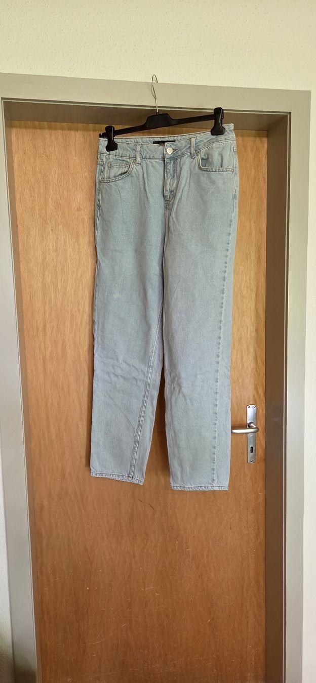 Jeans: MoM Jeans – Usato da Sigriswil venduto da Fischli_3600