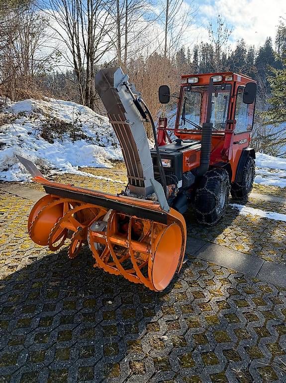 Holder Trattori: Tracteur hydrostatique Holder C30 - 582/h – Usato da La Chaux-de-Fonds venduto da tatouillard