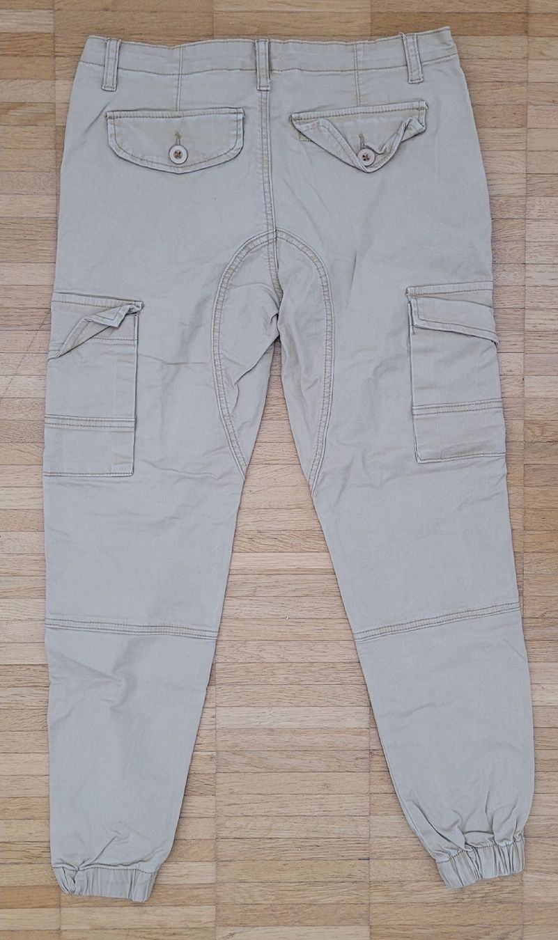 Pantaloni: 26. Pantalon cargo RESET beige, taille 15 – Usato da Villars-sur-Glâne venduto da m66_dch5 2