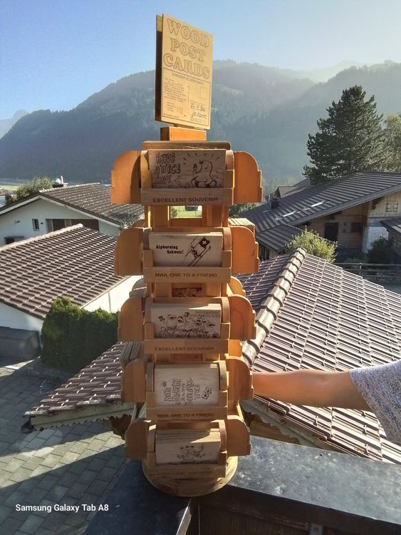 Praktischer Kartenhalter Aus Massivholz - Hilft Bei Pokerabenden & Brettspielen